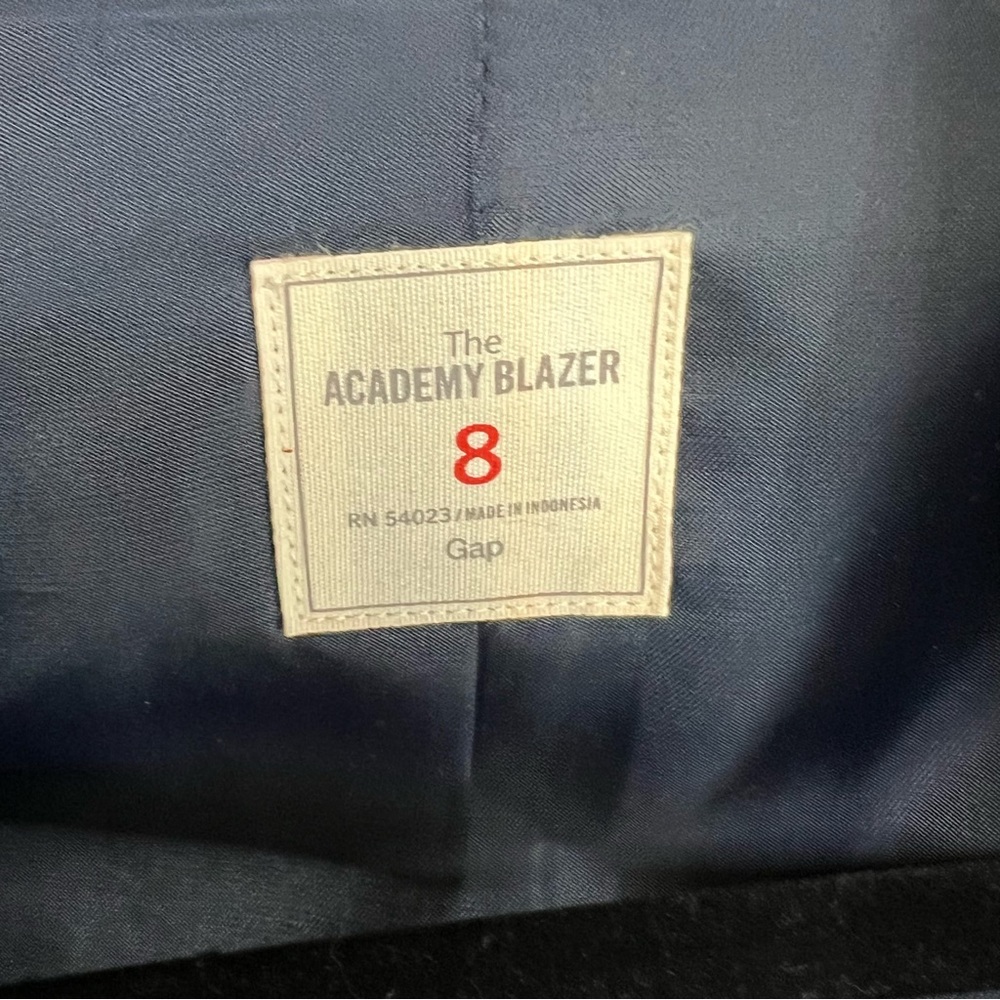 GAP The Academy Dark Academia Navy Blue/Black Trimmed Fitted Preppy Blazer, 8 - Picture 13 of 13